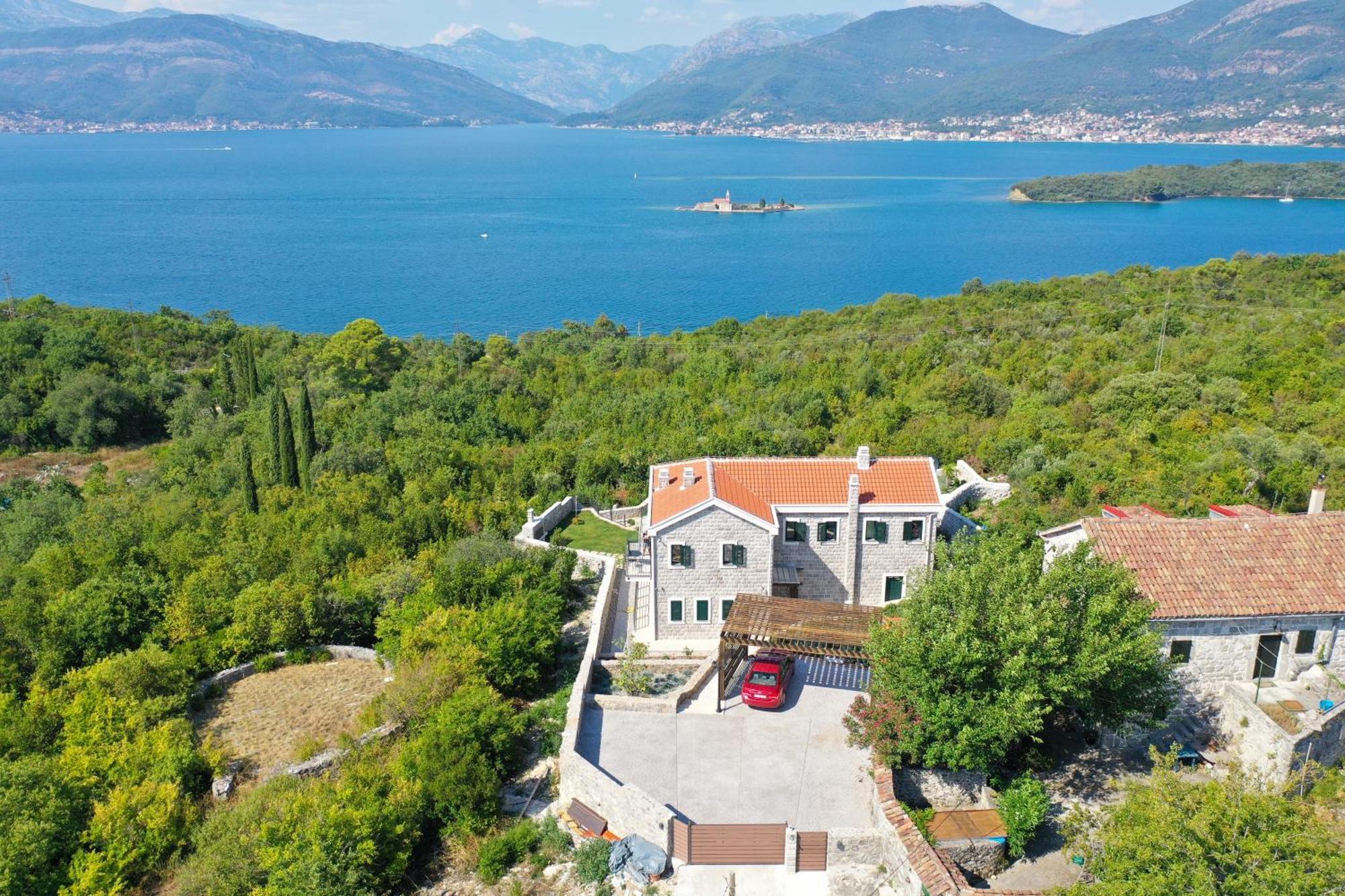 טיווט Villa Vista Azzurra מראה חיצוני תמונה