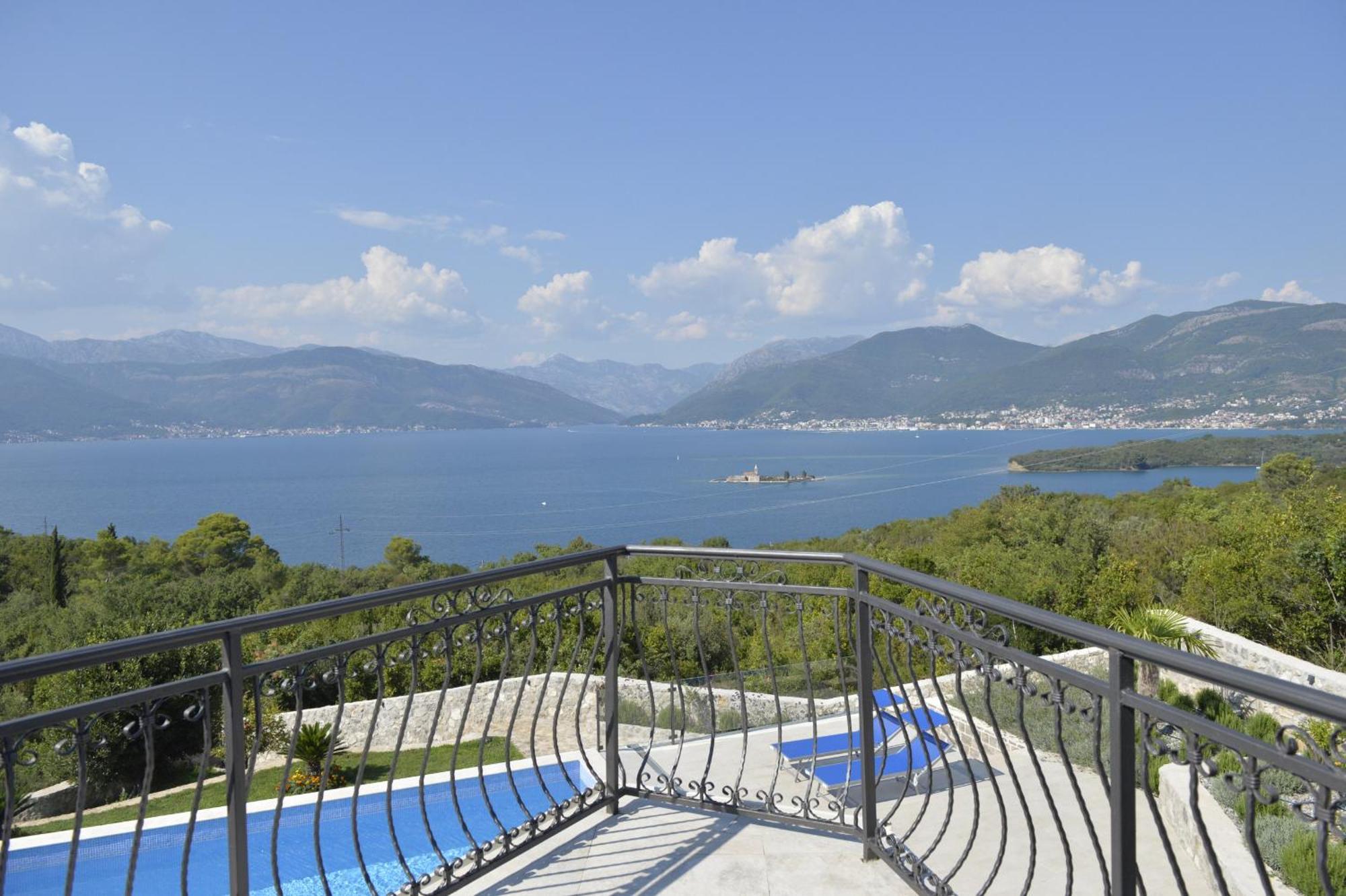 טיווט Villa Vista Azzurra מראה חיצוני תמונה