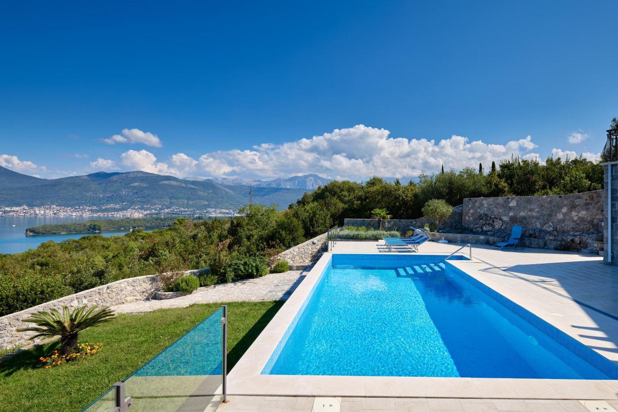 טיווט Villa Vista Azzurra מראה חיצוני תמונה